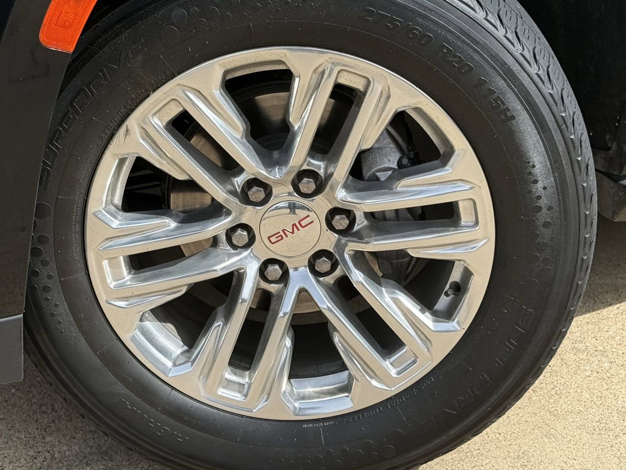 Used 2022 GMC Yukon XL SLT image 9