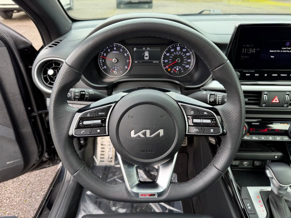 Used 2024 Kia Forte GT-Line w/ GT-Line Premium Package image 20