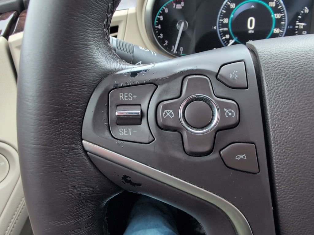Used 2016 Buick LaCrosse Leather image 17