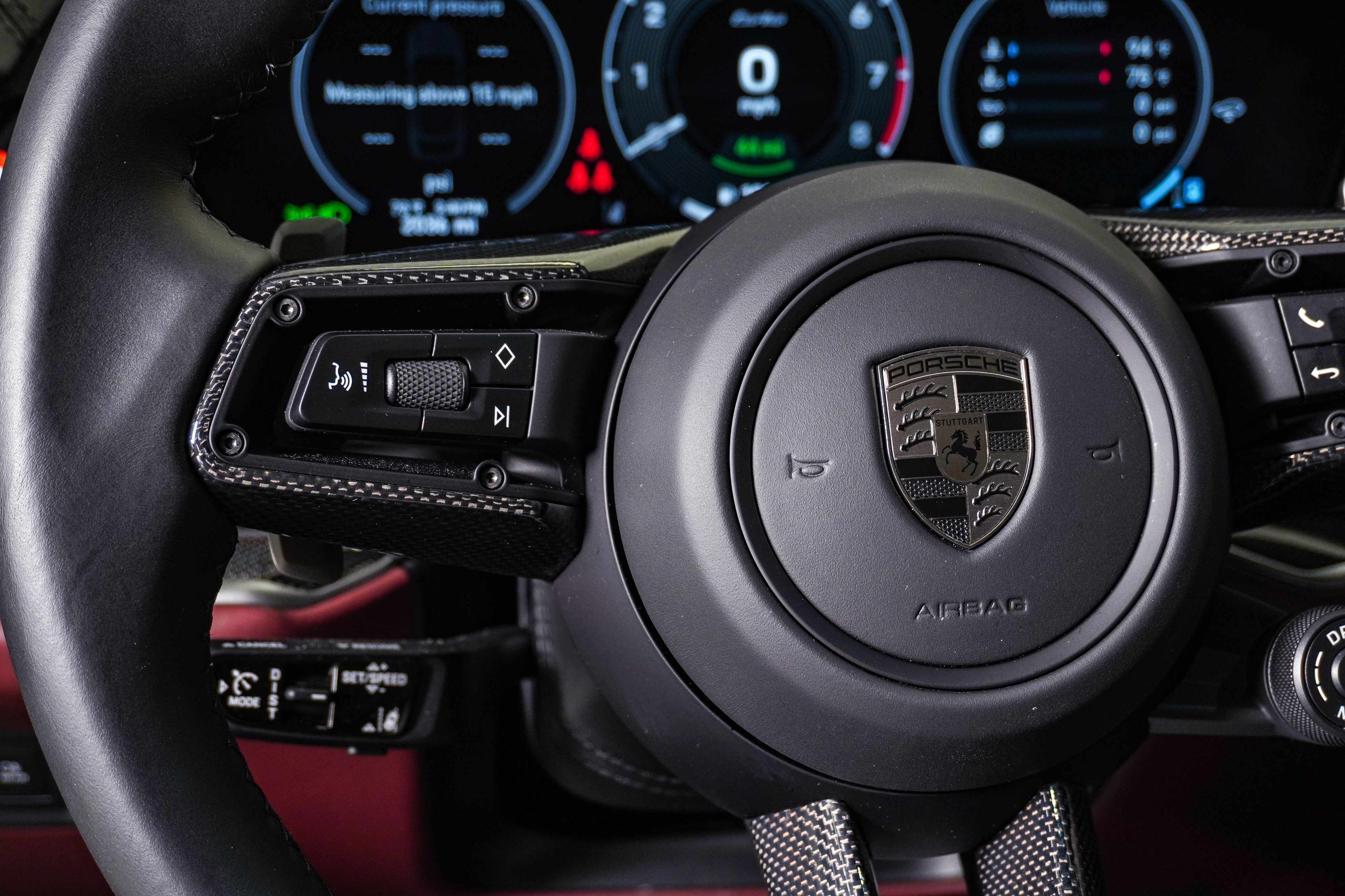 Certified 2025 Porsche Cayenne Turbo AWD/4WD image 21