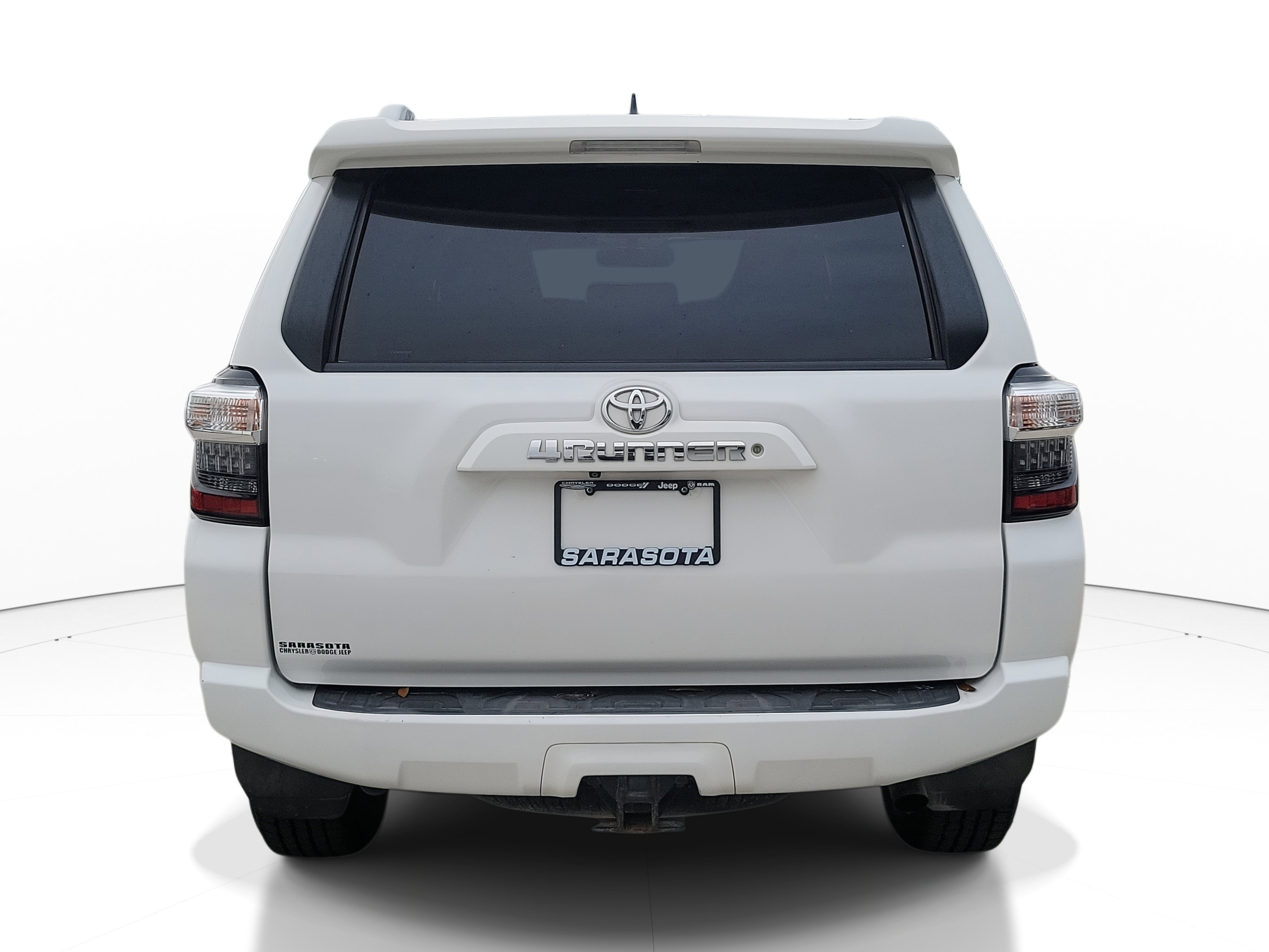 Used 2016 Toyota 4Runner SR5 image 5