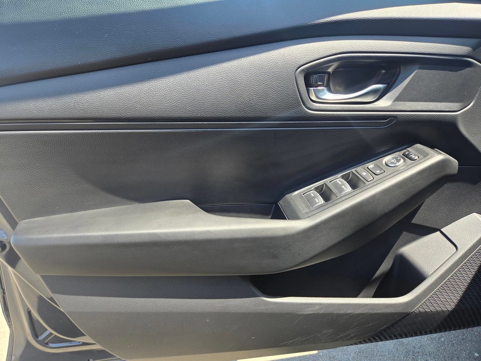 Used 2023 Honda Accord LX image 15