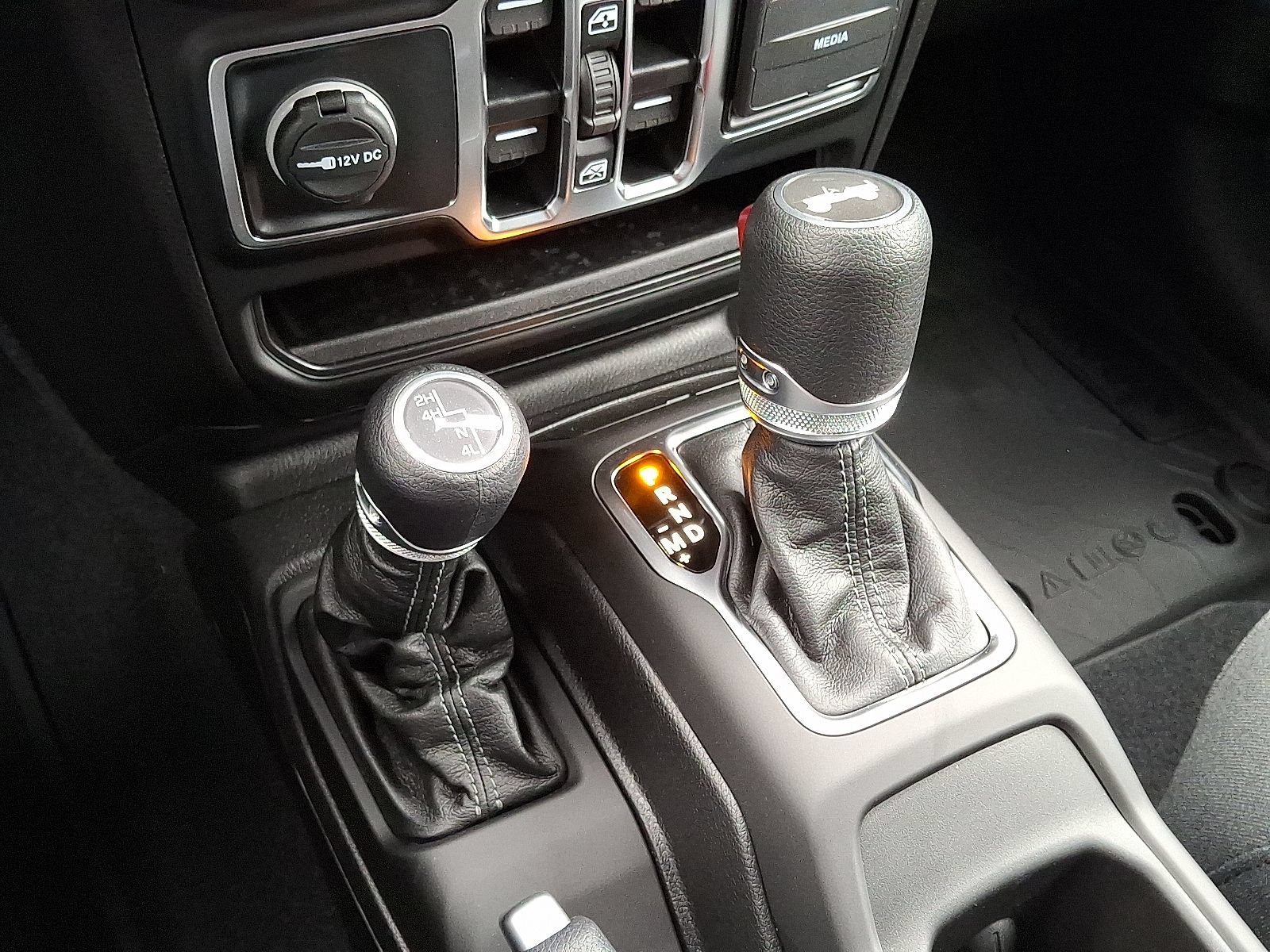 New 2025 Jeep Wrangler Unlimited Sport AWD/4WD image 8