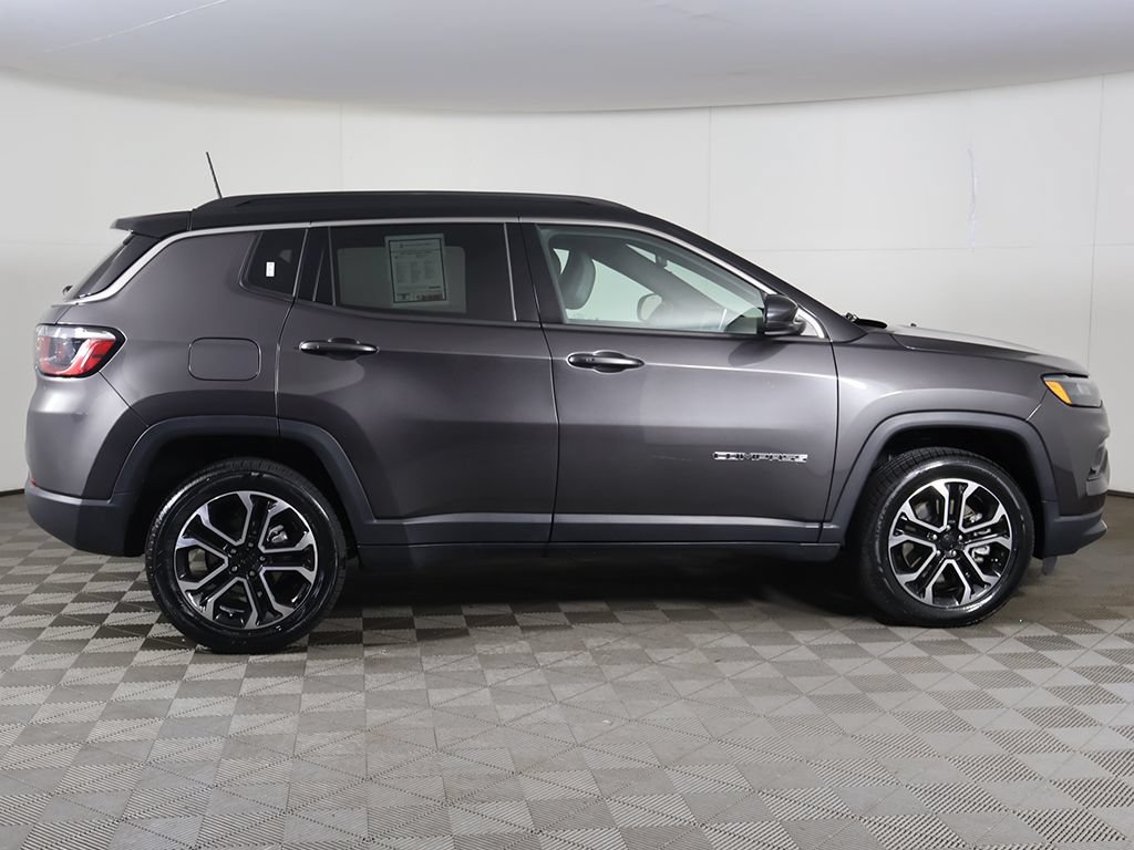 Used 2023 Jeep Compass Limited AWD/4WD image 18