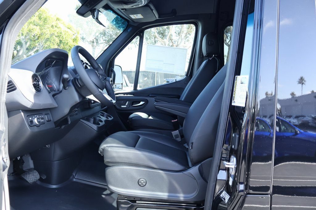 New 2026 Mercedes-Benz Sprinter 2500 image 6