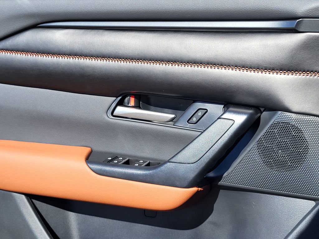 Used 2025 MAZDA CX-50 AWD 2.5 Turbo w/ Accent Package image 16