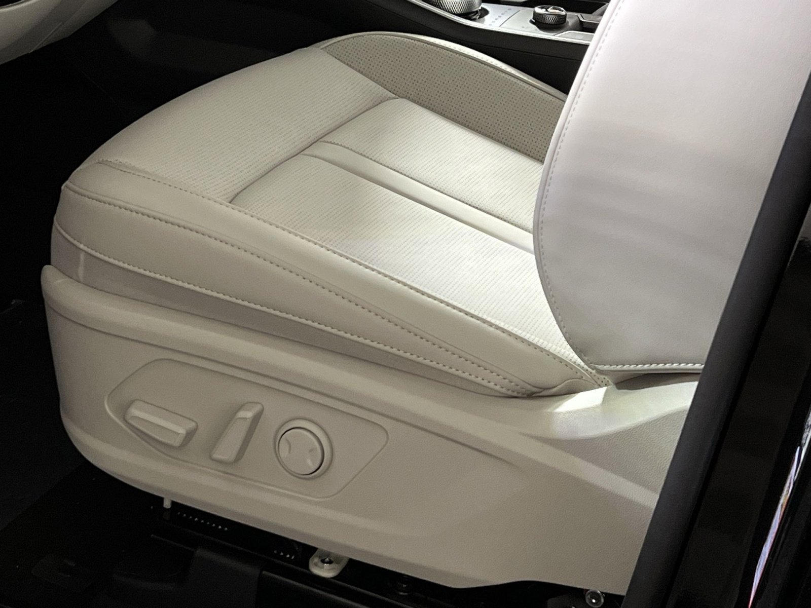 New 2026 Kia Sorento EX image 12