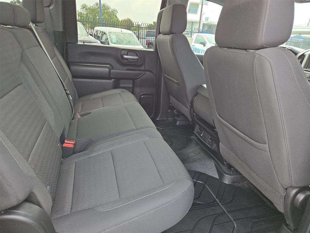 Certified 2026 Chevrolet Silverado 2500 Custom w/ Custom Value Package RWD image 18