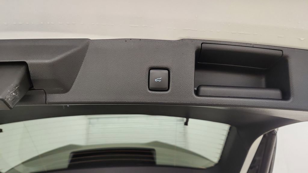 New 2024 Ford Escape ST-Line Select AWD/4WD image 22