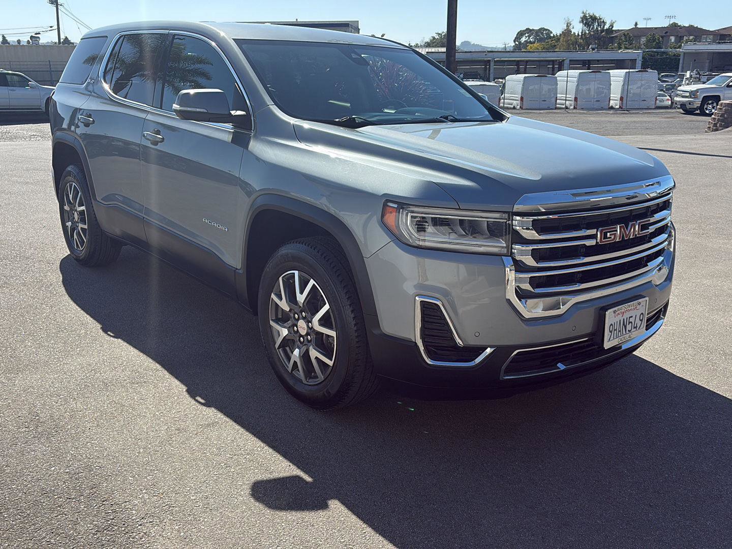 Used 2023 GMC Acadia SLE