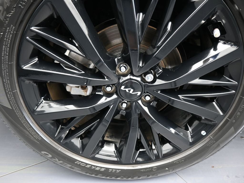 Used 2022 Kia Telluride SX w/ Towing Package image 47