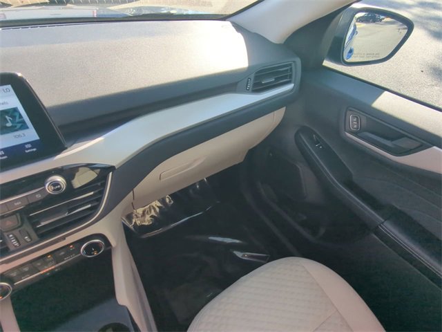 Used 2022 Ford Escape SE w/ Convenience Package image 18