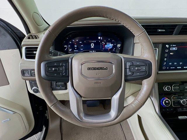 Used 2022 GMC Yukon Denali w/ Max Trailering Package AWD/4WD image 12