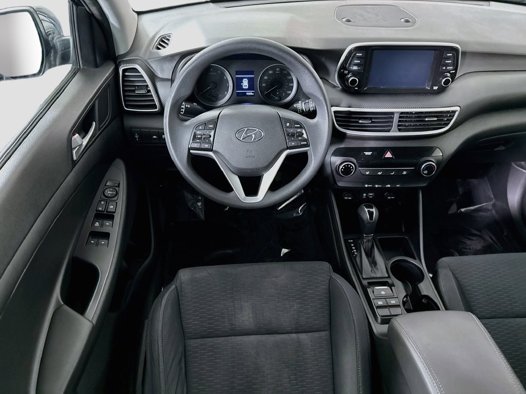 Used 2020 Hyundai Tucson SE w/ Cargo Package FWD image 3