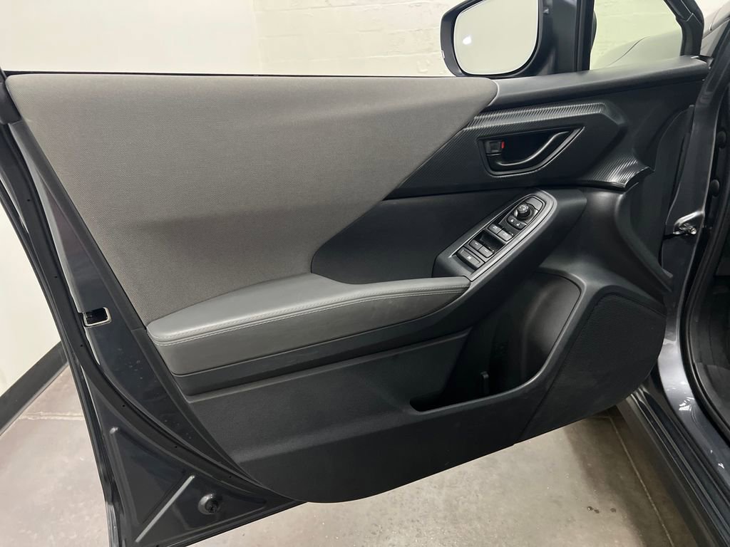 Used 2024 Subaru Crosstrek 2.0i Premium AWD/4WD image 12