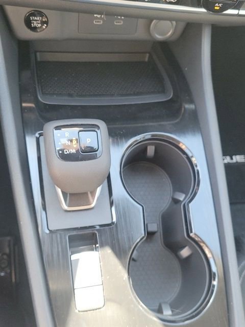 New 2026 Nissan Rogue SV FWD image 18