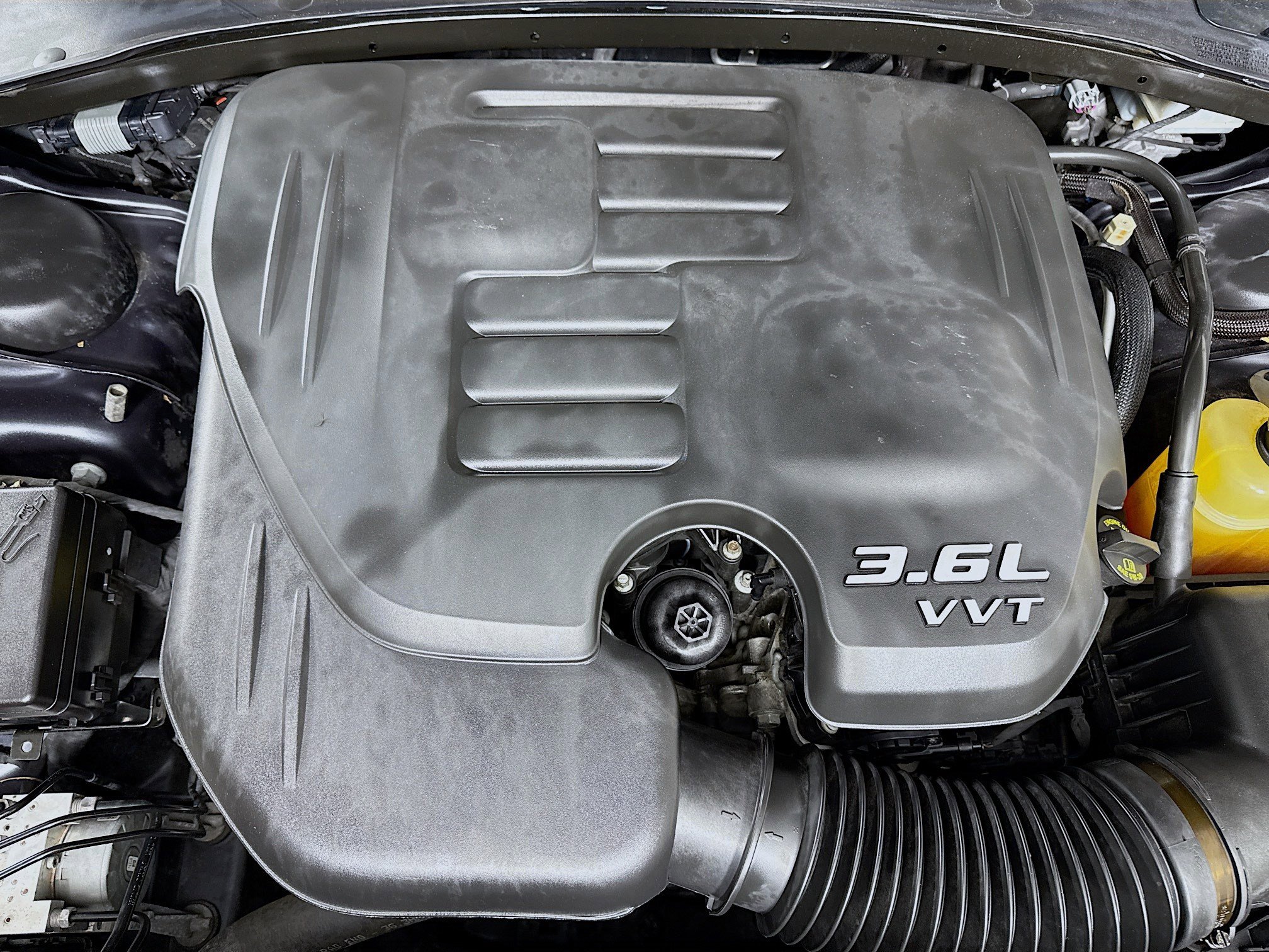 Used 2018 Chrysler 300 Limited image 39