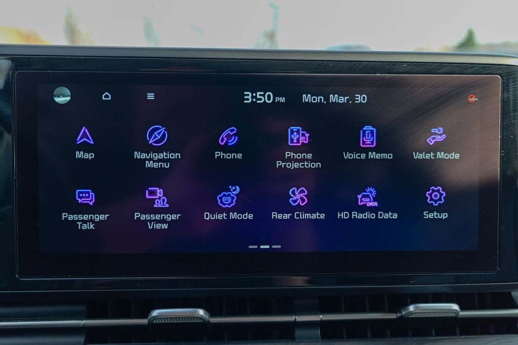 Used 2024 Kia Carnival EX image 56