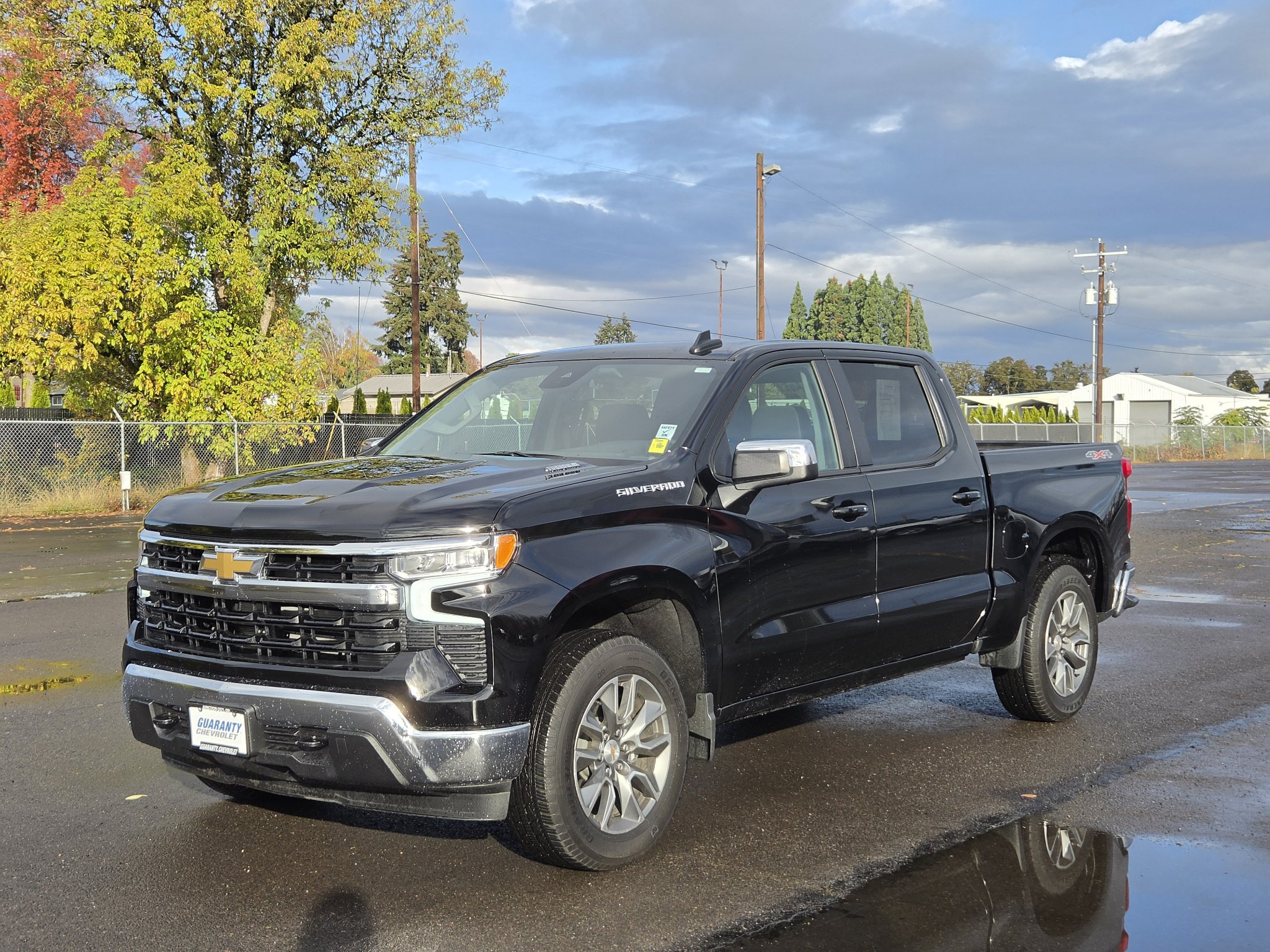 Used 2026 Chevrolet Silverado 1500 LT AWD/4WD image 3