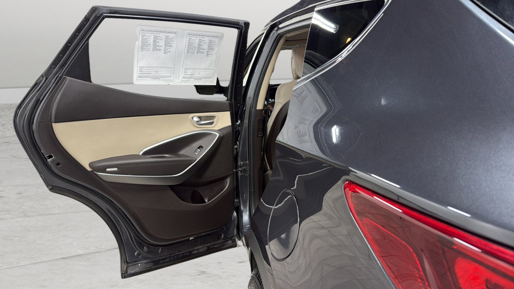 Used 2018 Hyundai Santa Fe Sport FWD image 33