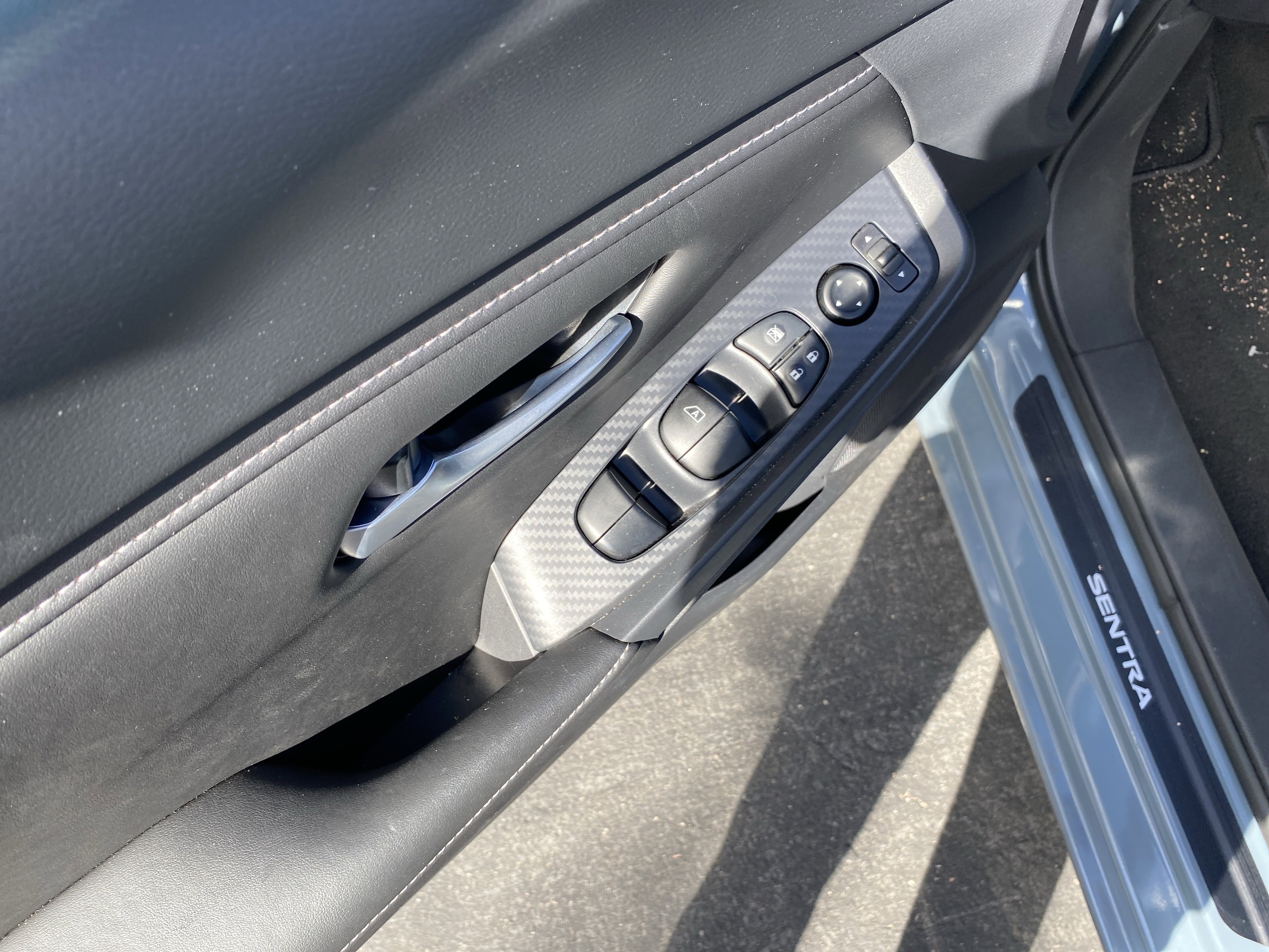 New 2025 Nissan Sentra SV w/ All-Weather Package image 8