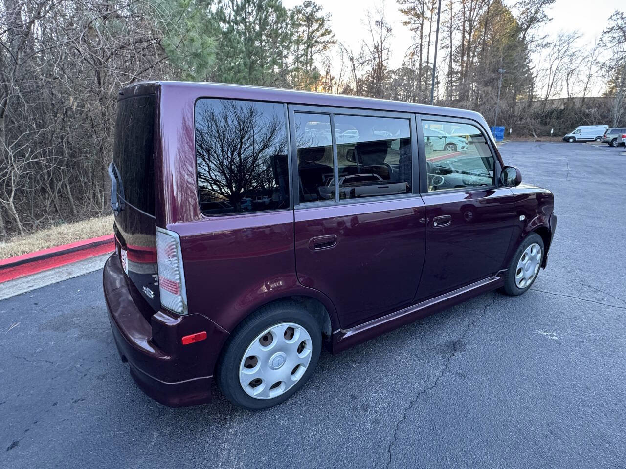 Used 2005 Scion xB image 4