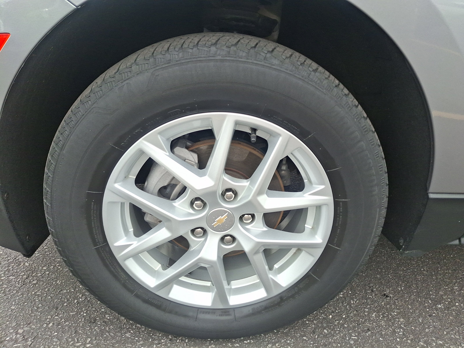 Used 2023 Chevrolet Equinox LT AWD/4WD image 8