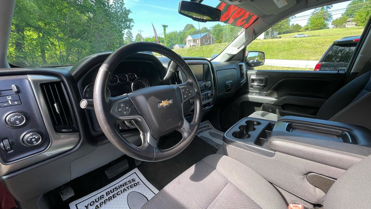 Used 2017 Chevrolet Silverado 1500 LT w/ All Star Edition AWD/4WD image 17