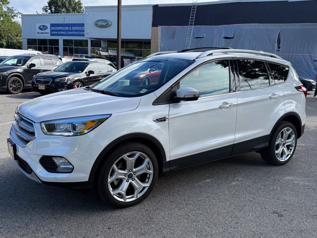 Certified 2019 Ford Escape Titanium AWD/4WD image 4