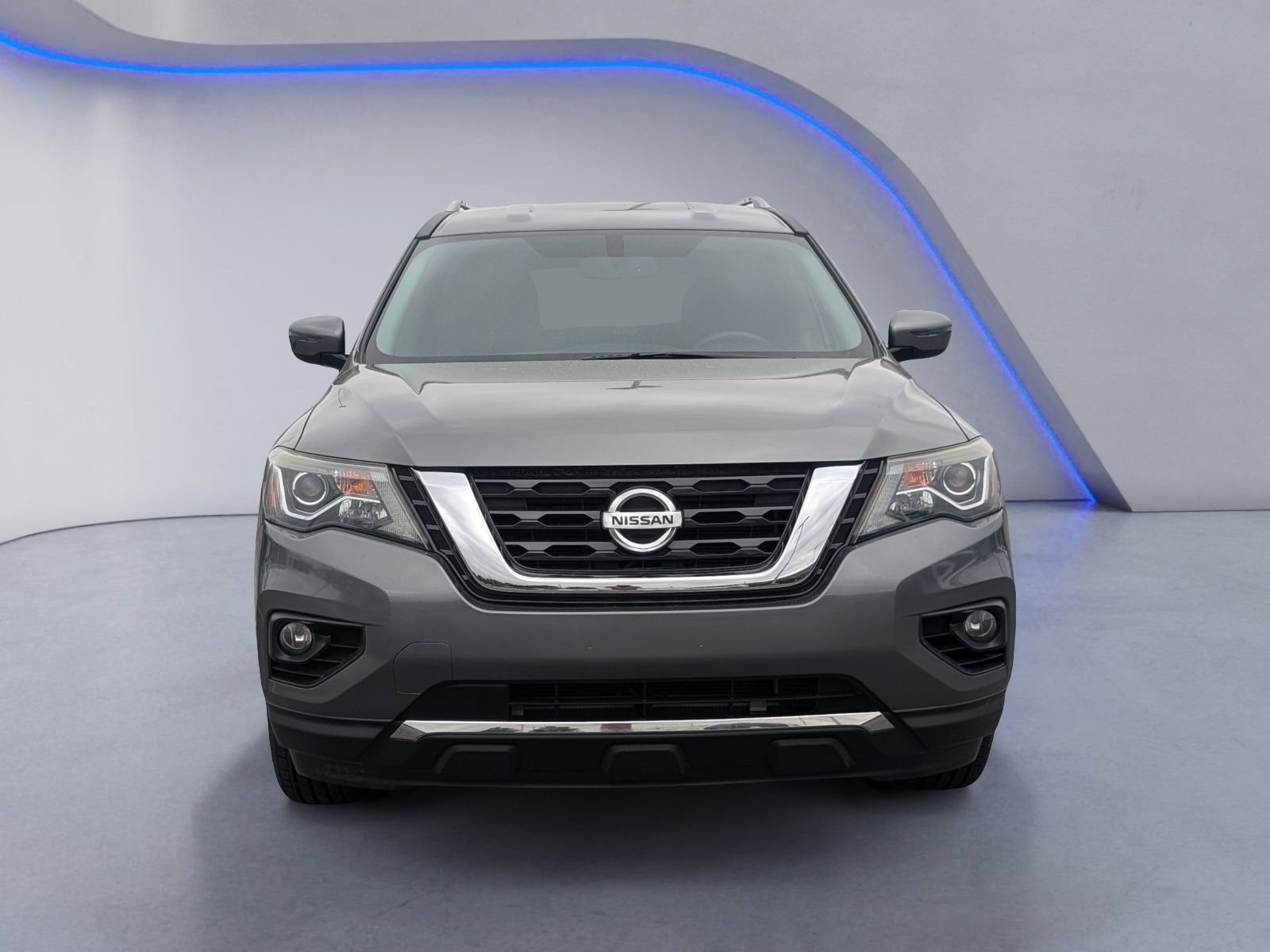 Used 2018 Nissan Pathfinder SV image 11