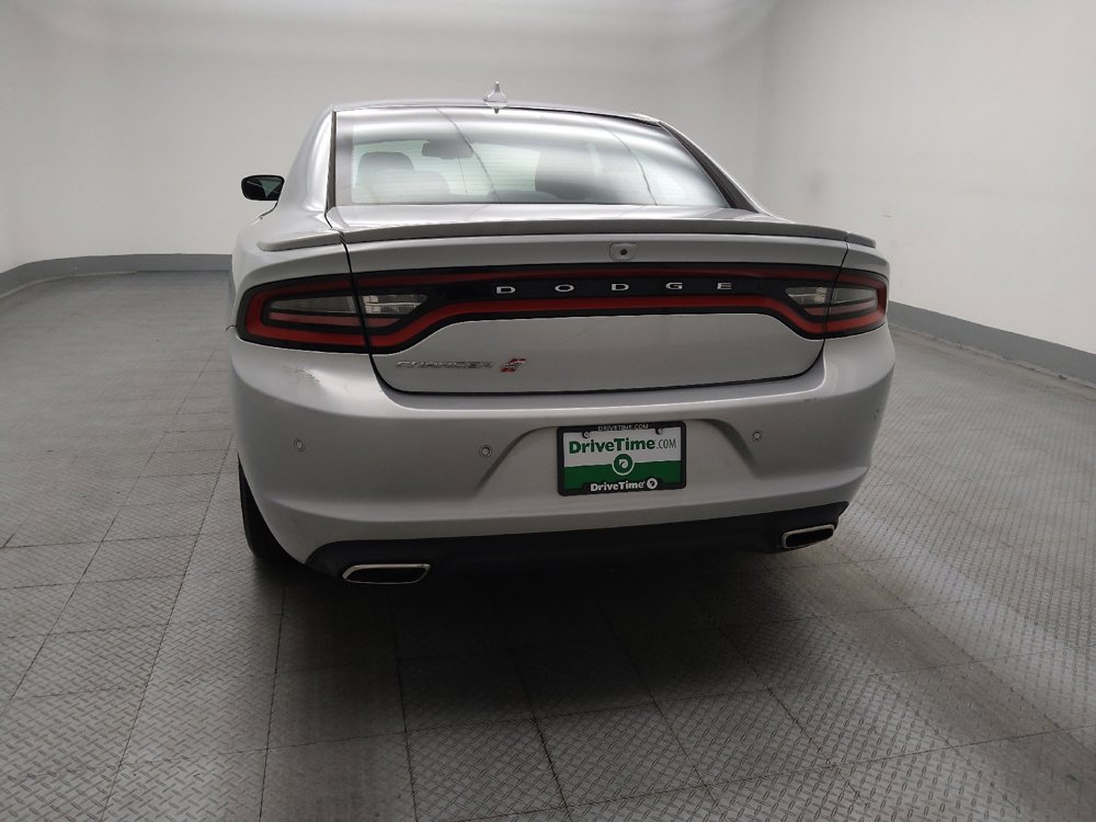 Used 2019 Dodge Charger SXT AWD/4WD image 6