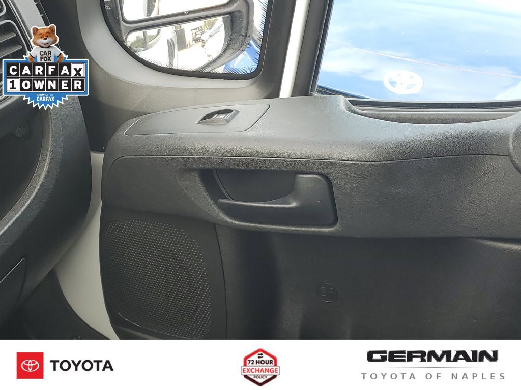Used 2025 RAM ProMaster 2500 w/ U-Haul Equipment Group FWD image 30