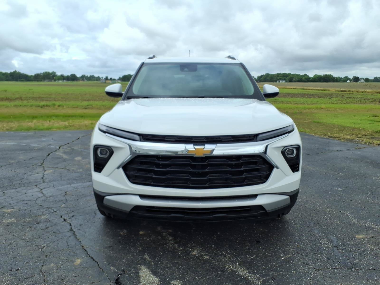 New 2026 Chevrolet TrailBlazer LT w/ LT Cold Weather Package FWD image 8