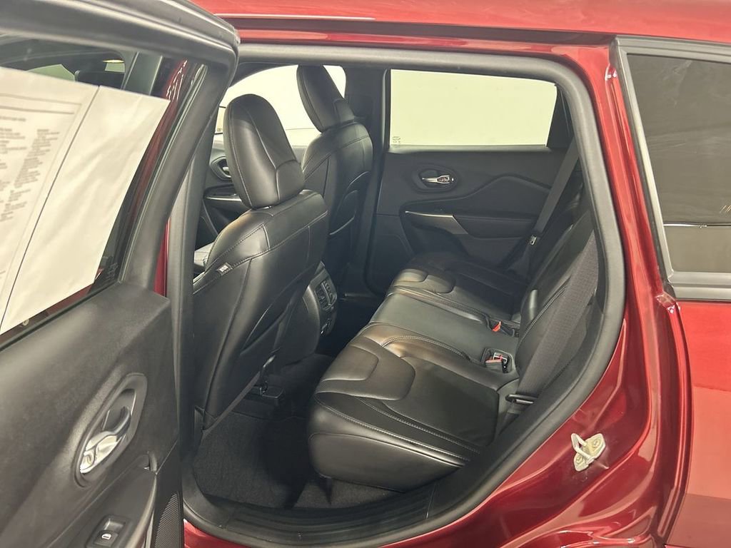 Used 2020 Jeep Cherokee High Altitude image 20