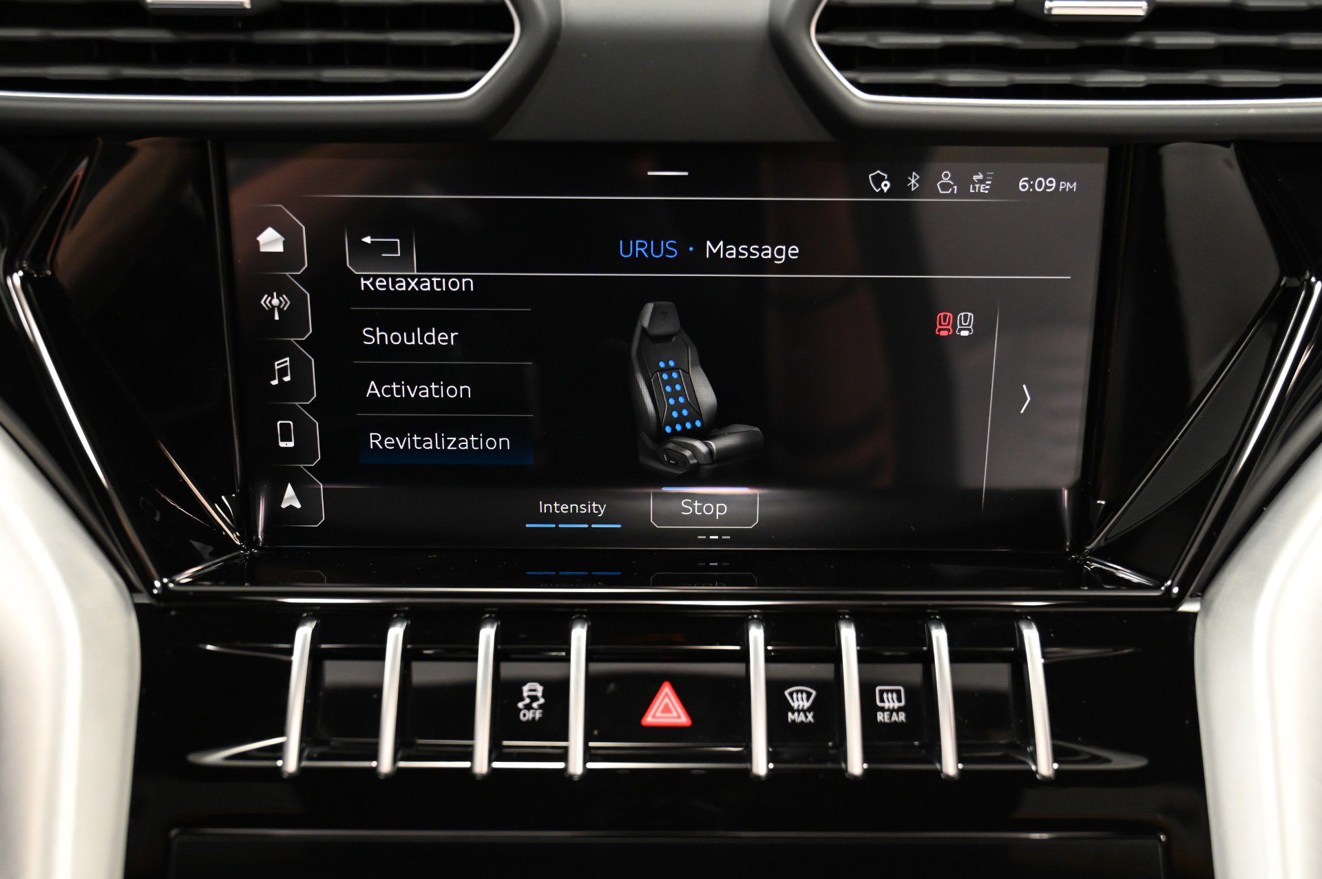 Used 2020 Lamborghini Urus image 41