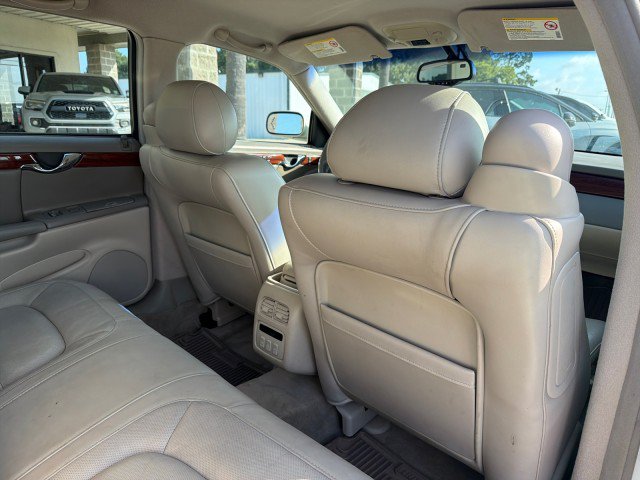 Used 2005 Cadillac De Ville w/ Equipment Group FWD image 23