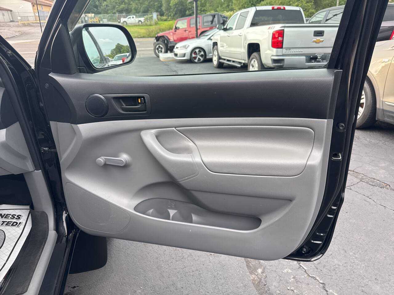 Used 2012 Toyota Tacoma 4x4 Regular Cab image 20