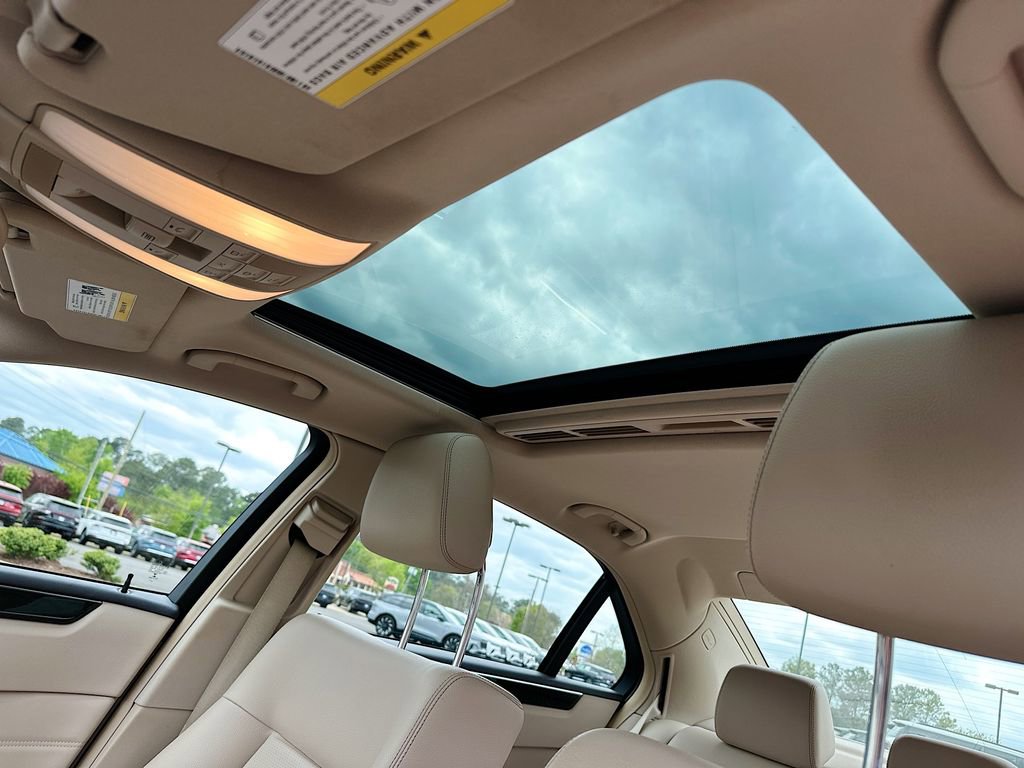 Used 2015 Mercedes-Benz E 350 Sedan image 11