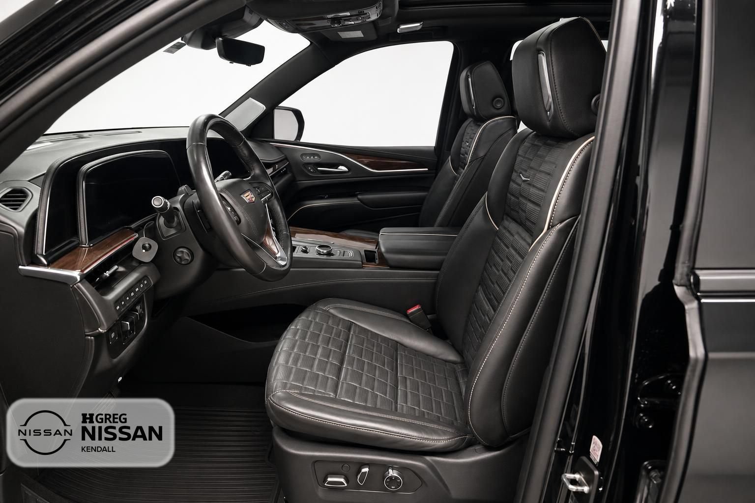 Used 2022 Cadillac Escalade Sport Platinum AWD/4WD image 7