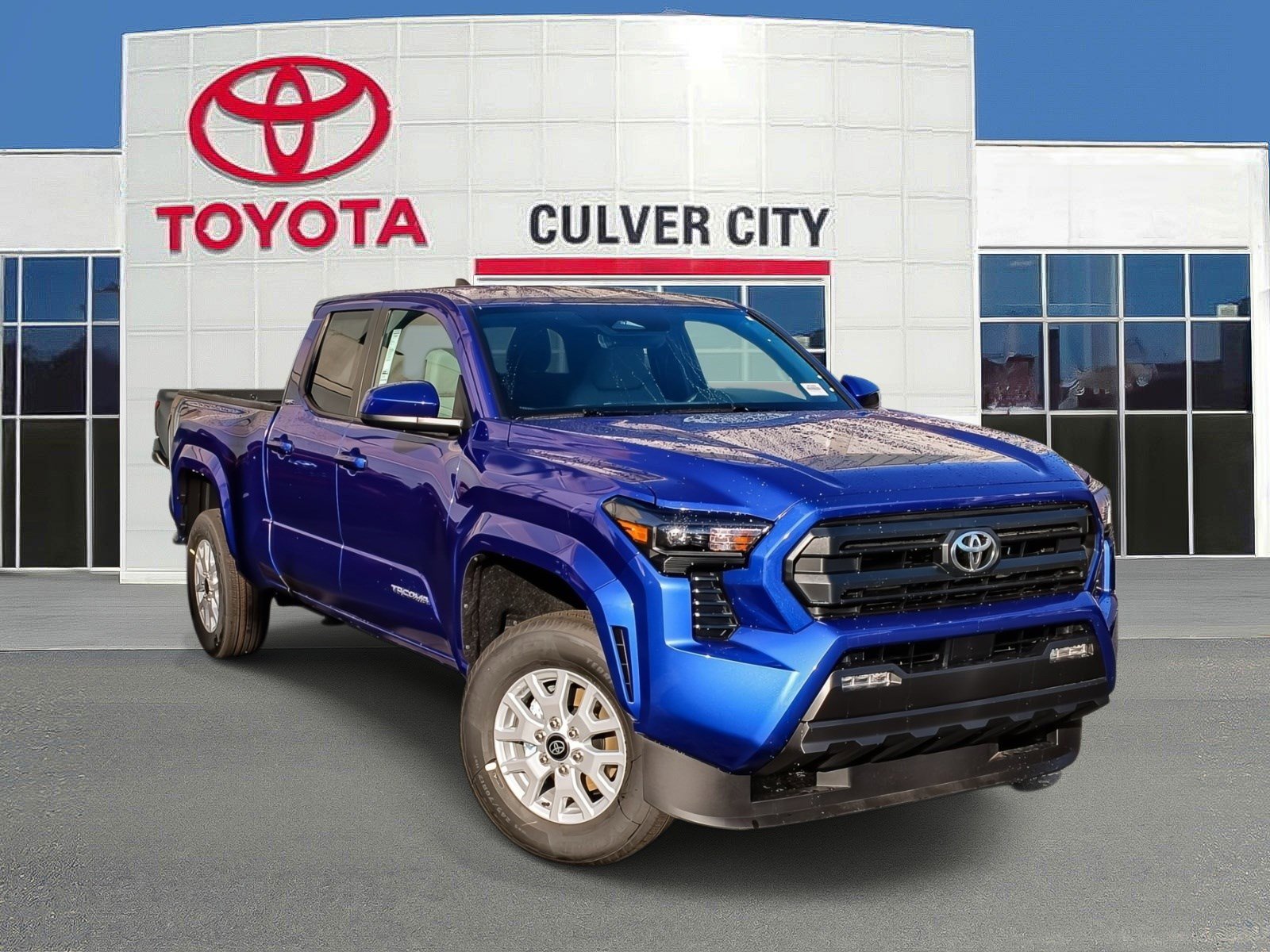 New 2025 Toyota Tacoma SR5