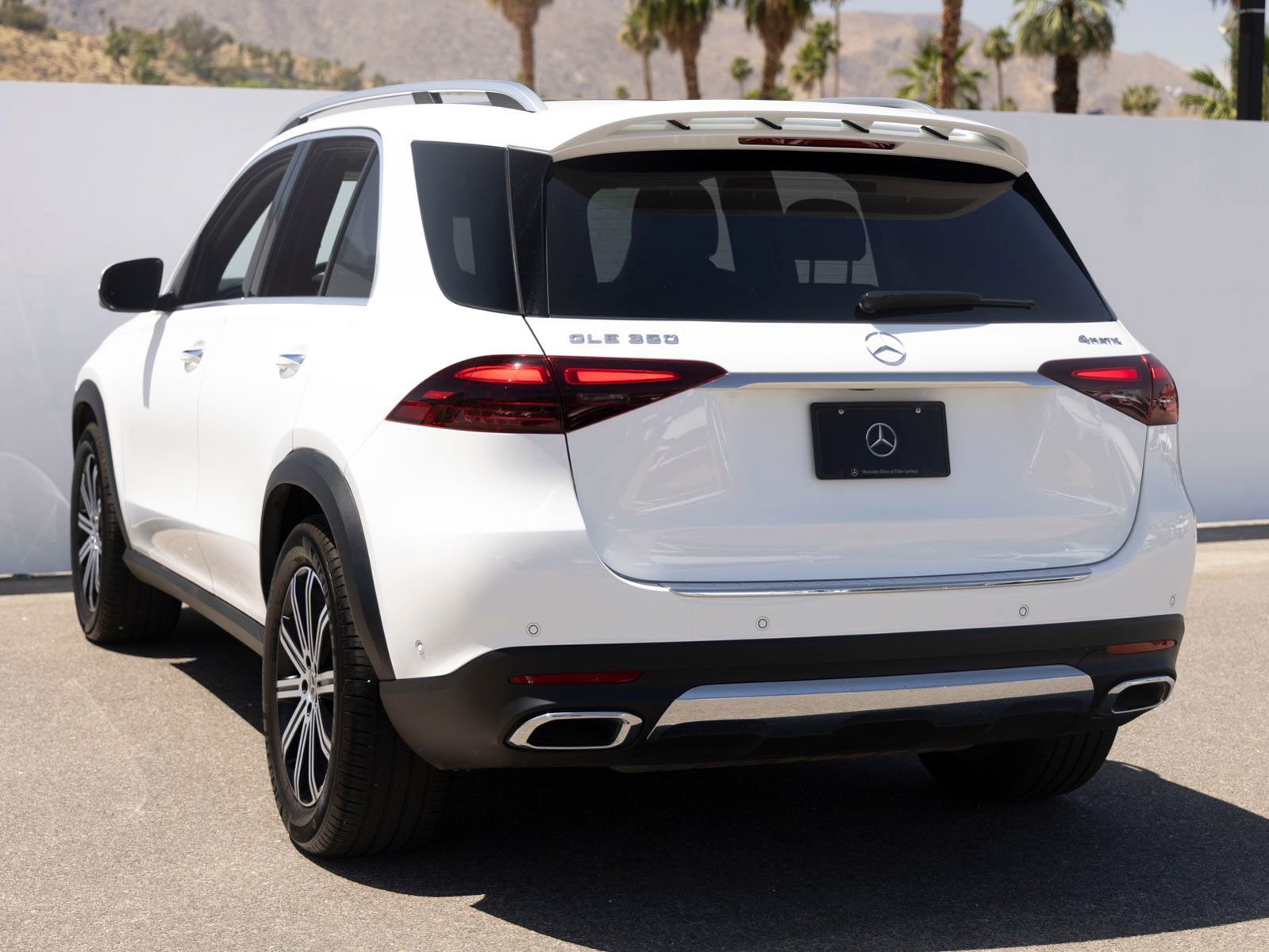 Used 2024 Mercedes-Benz GLE 350 4MATIC image 7