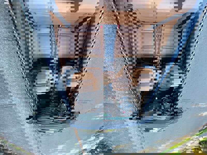 Used 2013 BMW 335i Convertible image 25