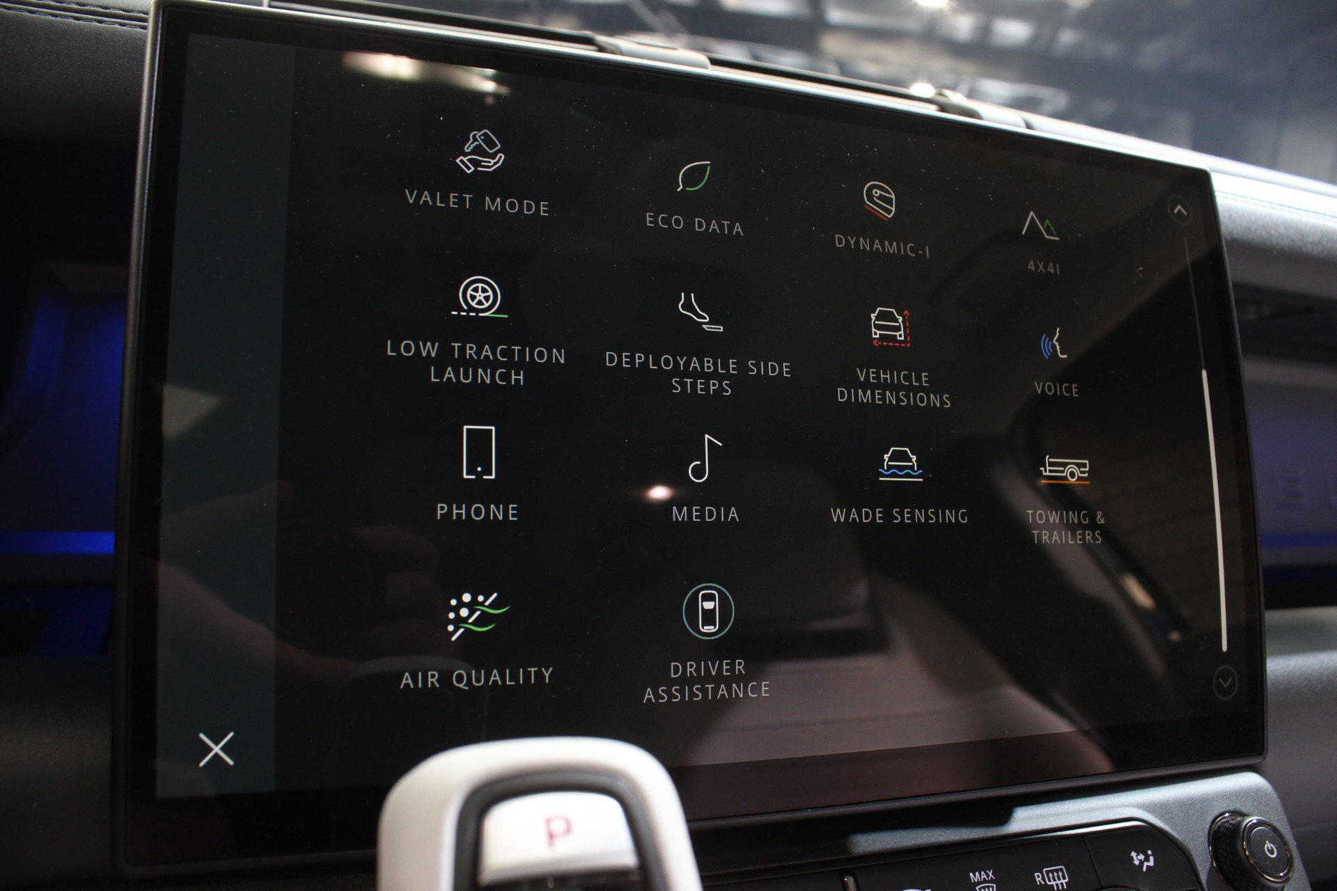 Used 2026 Land Rover Defender 110 image 79