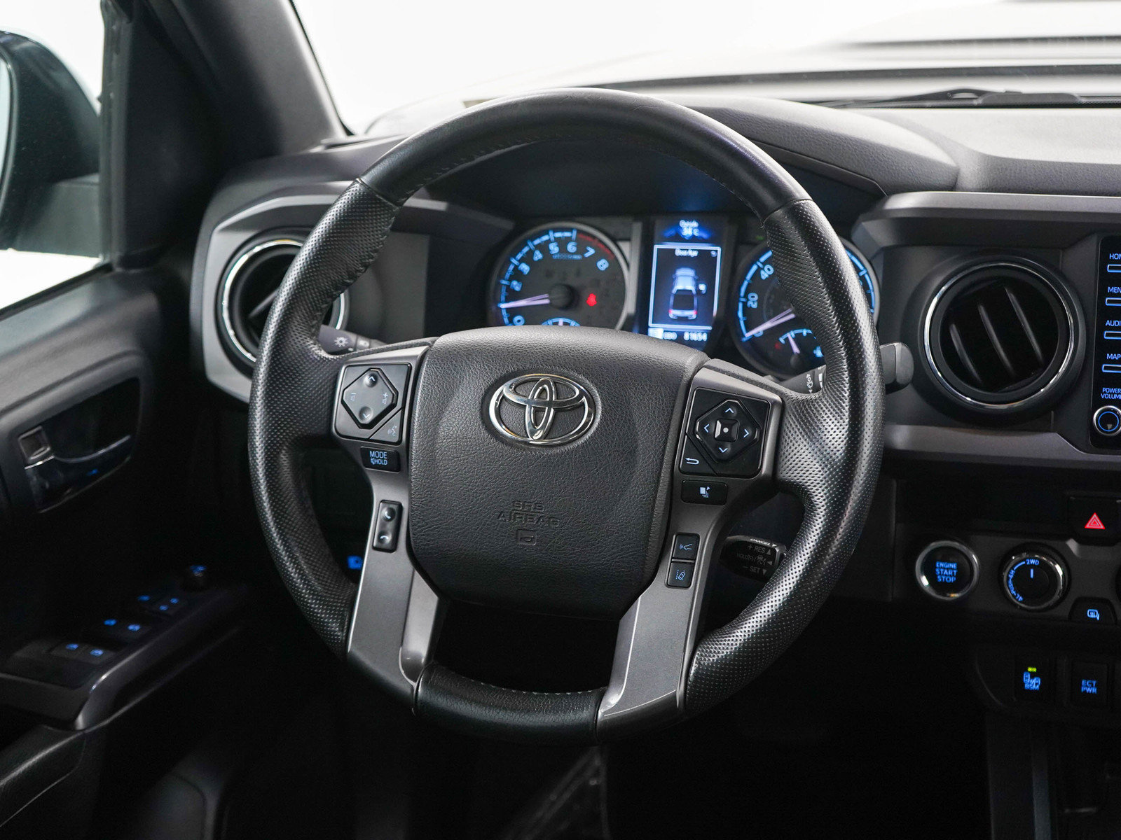 Used 2021 Toyota Tacoma TRD Off-Road AWD/4WD image 14
