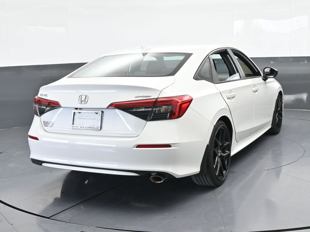 Used 2023 Honda Civic Sport image 5