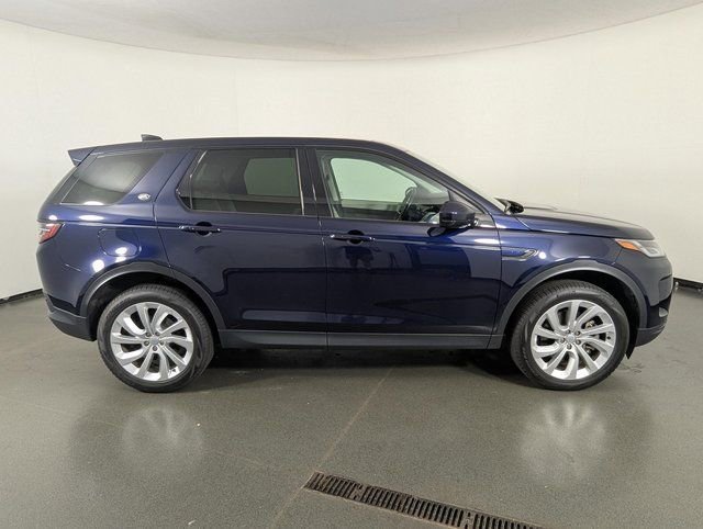 Used 2022 Land Rover Discovery Sport SE image 8