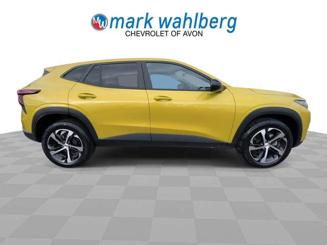 Certified 2024 Chevrolet Trax RS w/ Driver Confidence Package image 9