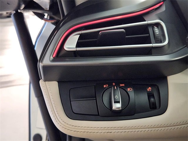 Used 2016 BMW i8 image 22