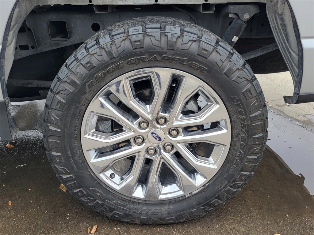 Used 2024 Ford F150 Lariat w/ FX4 Off-Road Package image 31