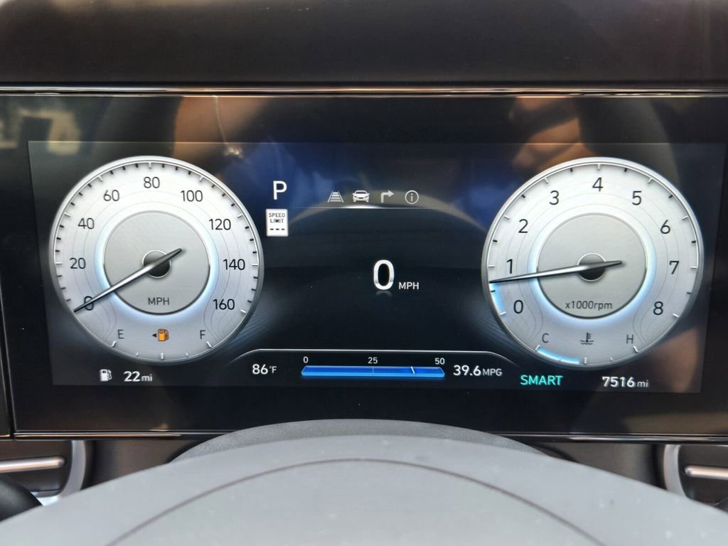 Certified 2025 Hyundai Elantra SEL image 24